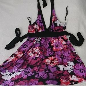 A-List Summer minidress.Very flattering,beautiful! Stretch Size XL